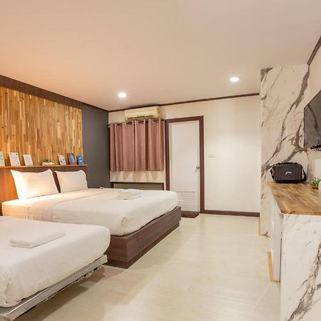 Phimai Paradise Boutique Hotel Накхонратчасіма Екстер'єр фото
